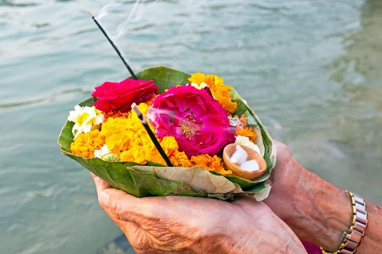Biodegradable flowers for ash scattering ceremony
